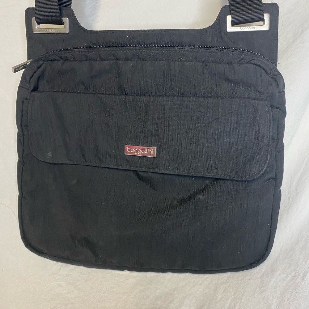 Baggallini Black Crossbody Bag